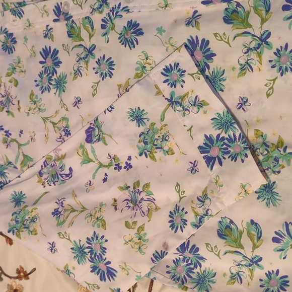 2/$10 NWT National Women's Button down blouse - Picture 4 of 4